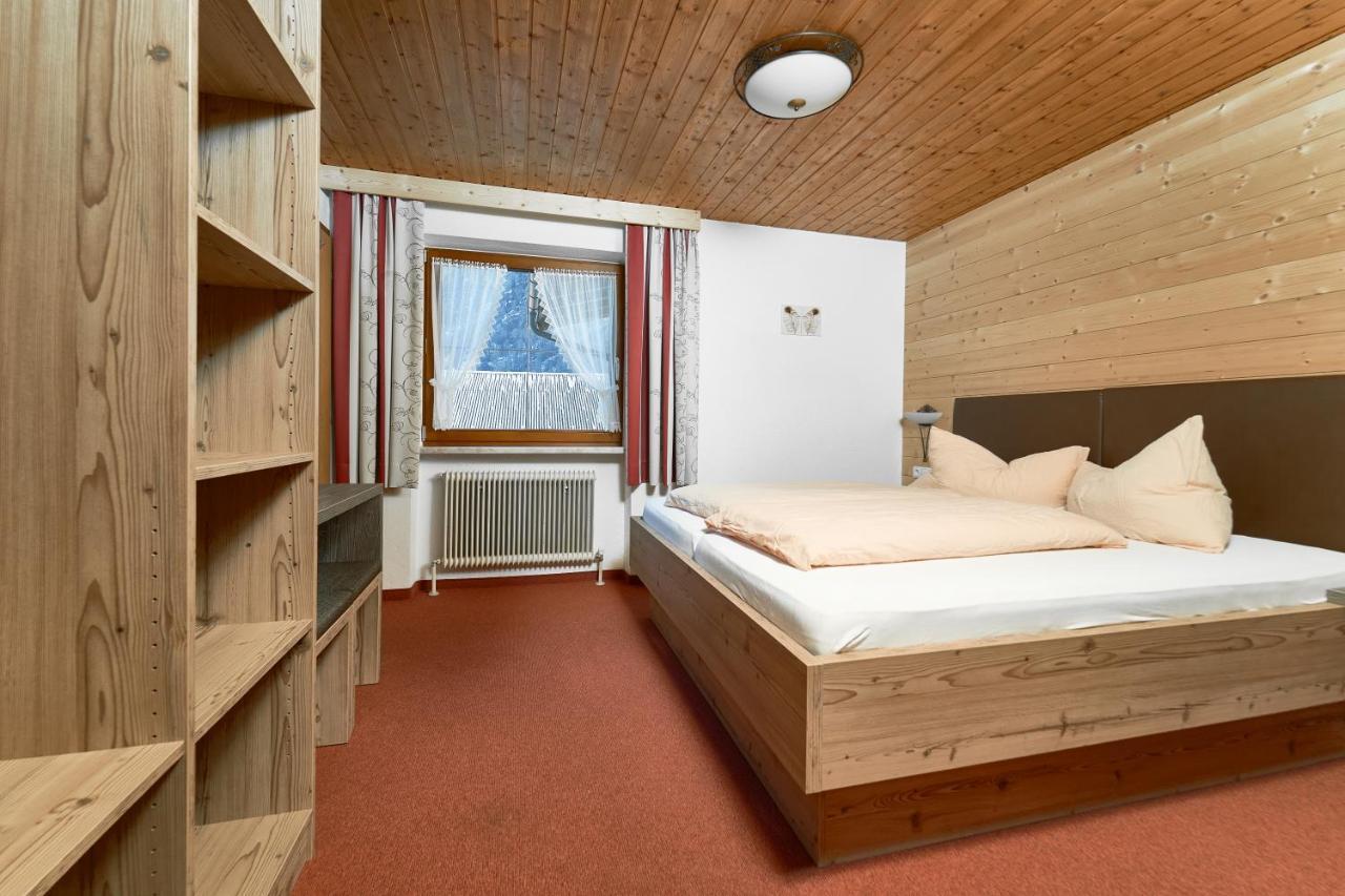 Gaestehaus Judith Sölden Exteriör bild