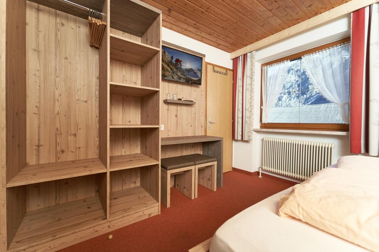 Gaestehaus Judith Sölden Exteriör bild