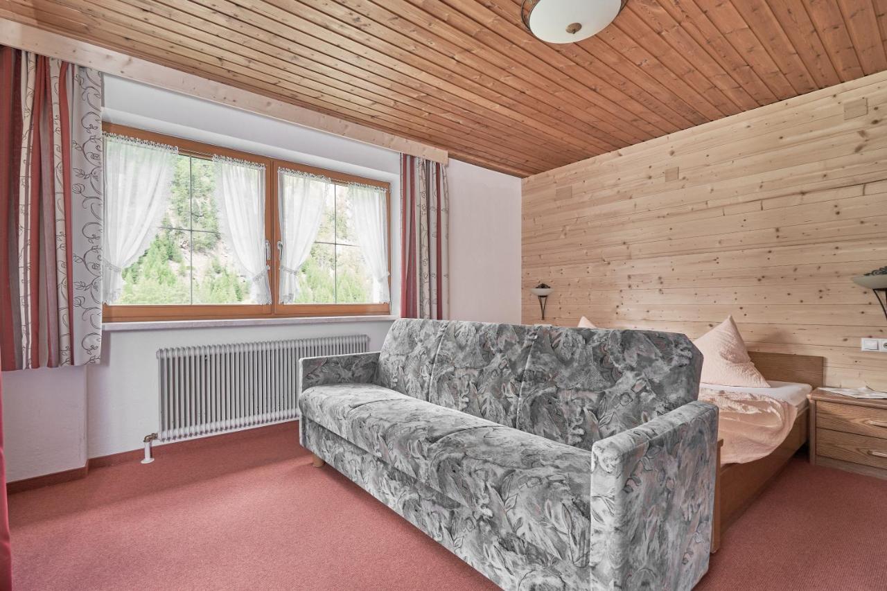 Gaestehaus Judith Sölden Exteriör bild
