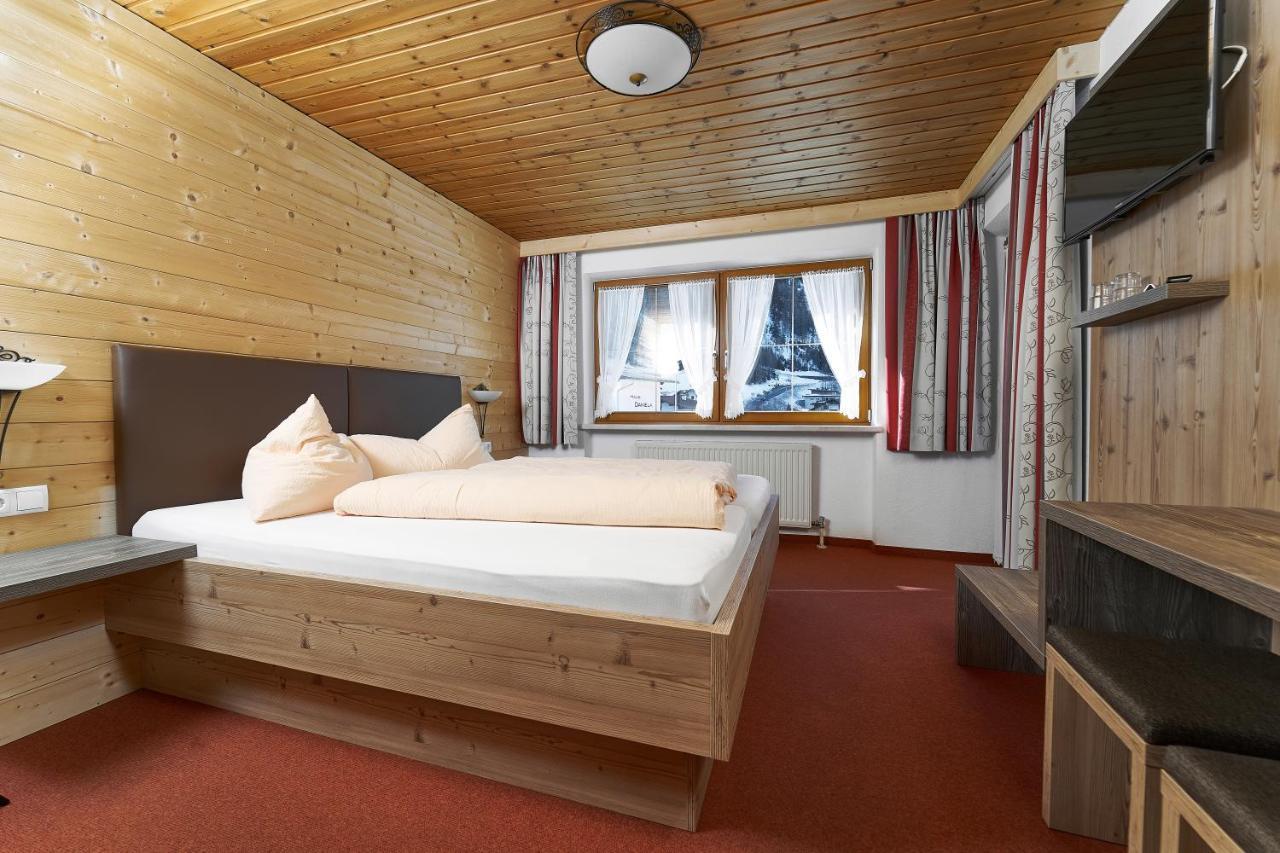 Gaestehaus Judith Sölden Exteriör bild